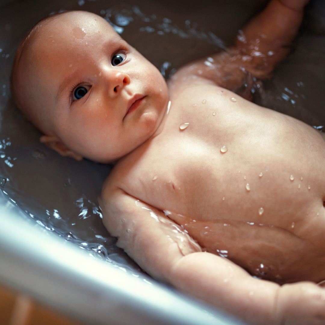 Le bain libre : Une méthode douce pour bébé